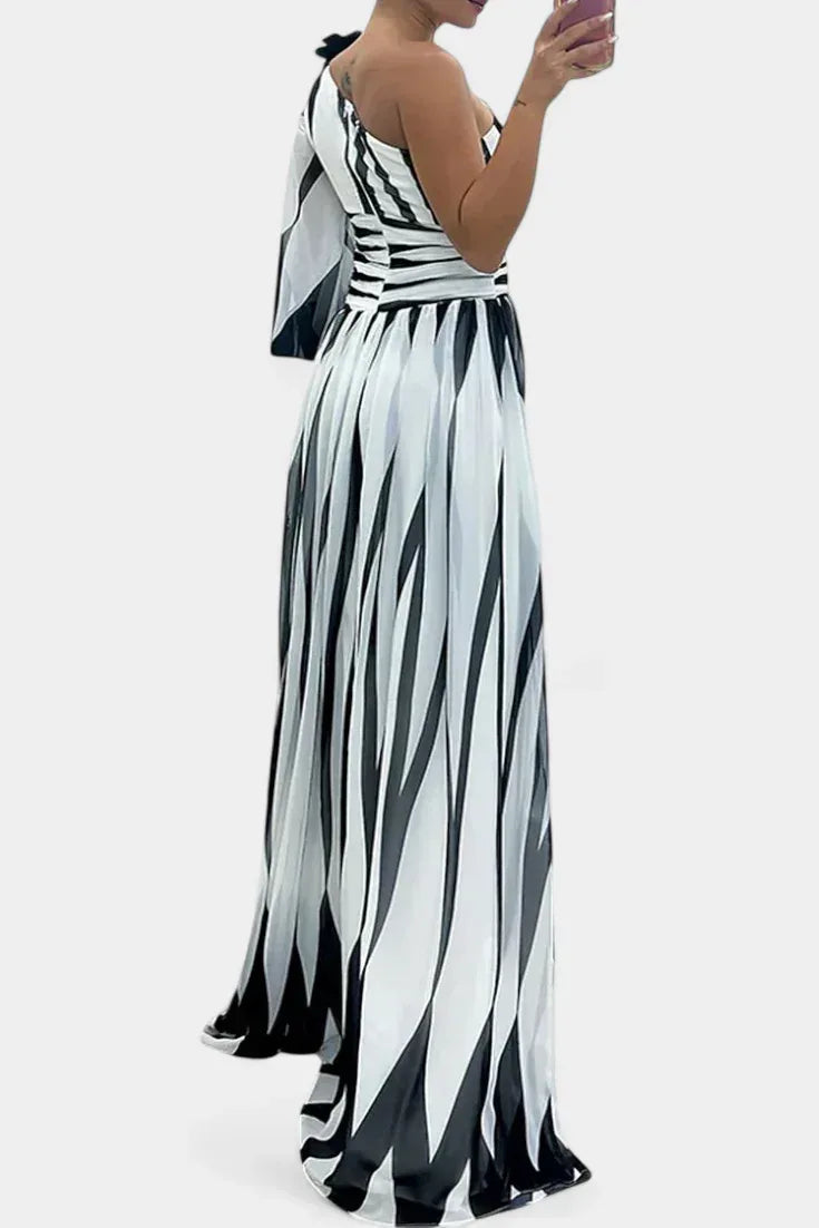 Aubryzah | Sophisticated Maxi Dress - Sarah and Emma Portland