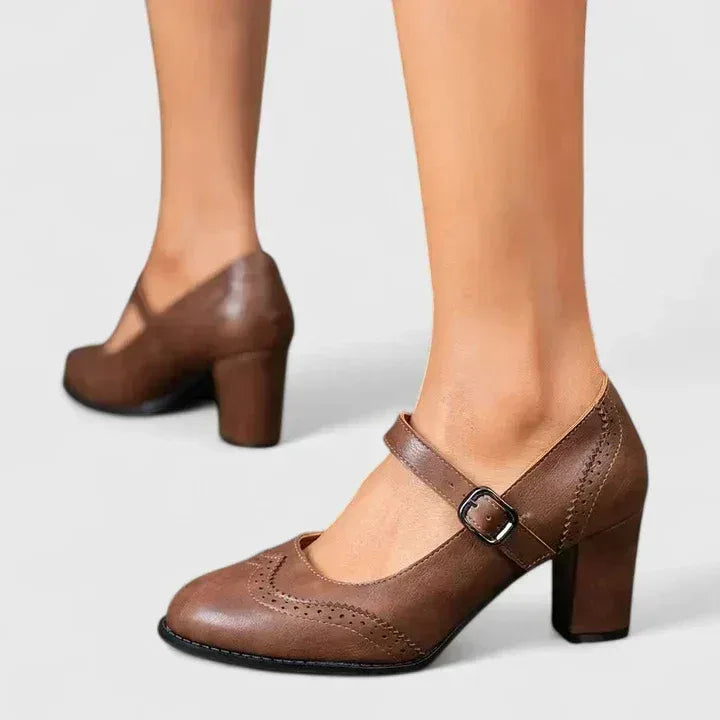 Kristenyah | Orthopedic Shoes - Sarah and Emma Portland