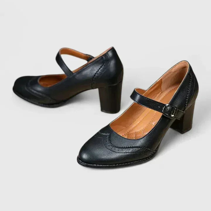 Kristenyah | Orthopedic Shoes - Sarah and Emma Portland