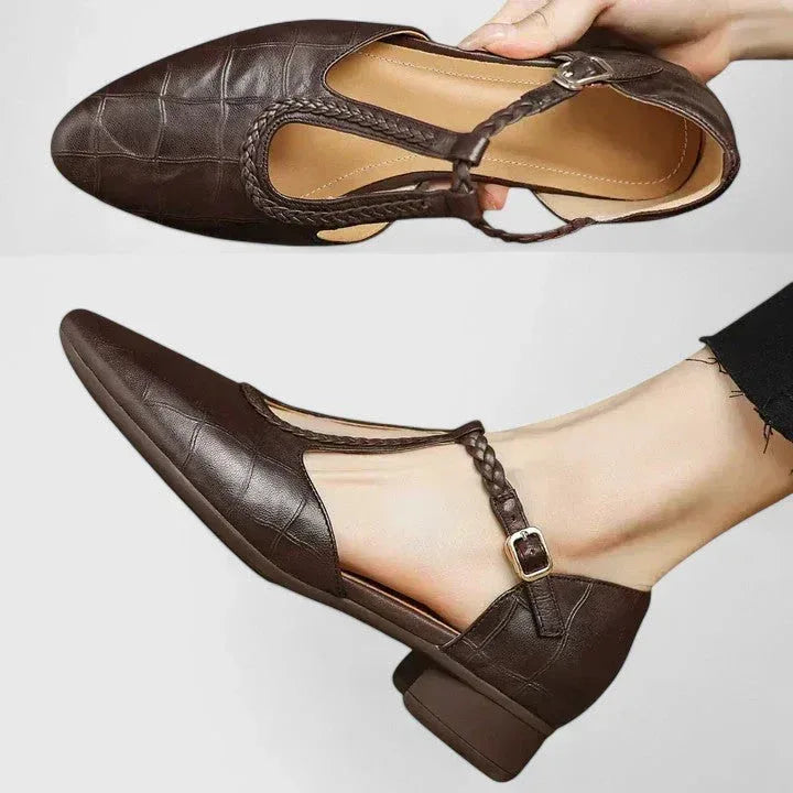 Delorayne | Elegant Sandals - Sarah and Emma Portland