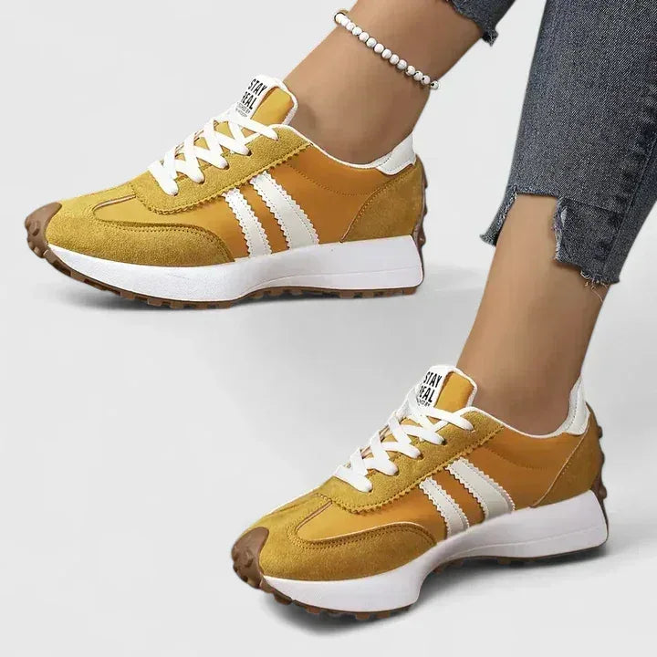 Danyzheiah | Orthopedic Sneakers - Sarah and Emma Portland