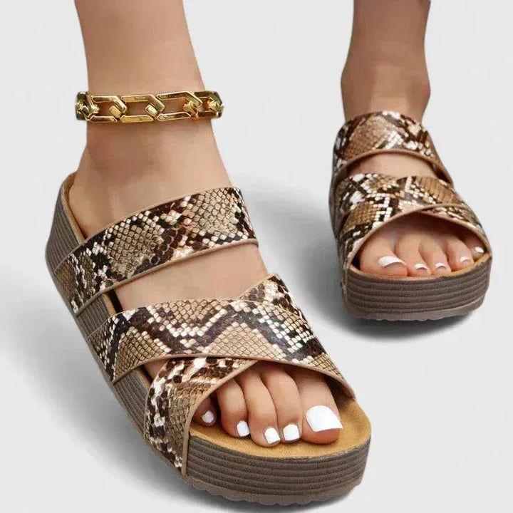 Danyzelle | Orthopedic Sandals - Sarah and Emma Portland