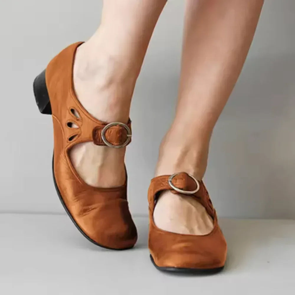 Débora | Spring Sandals - Sarah and Emma Portland