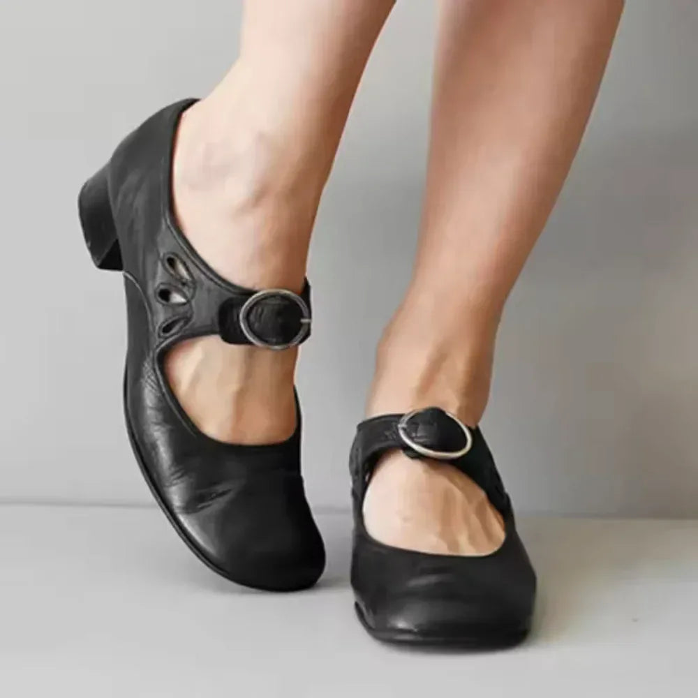 Débora | Spring Sandals - Sarah and Emma Portland