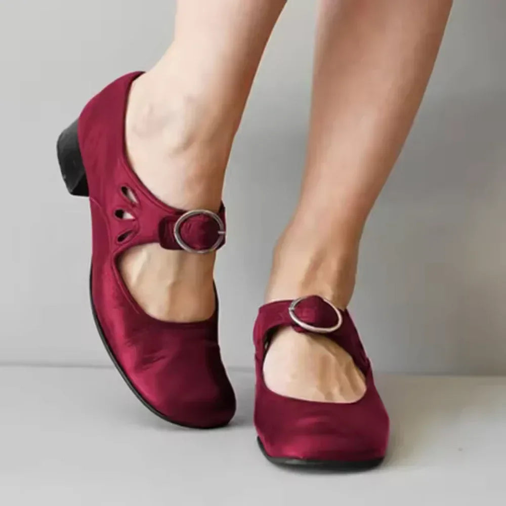 Débora | Spring Sandals - Sarah and Emma Portland
