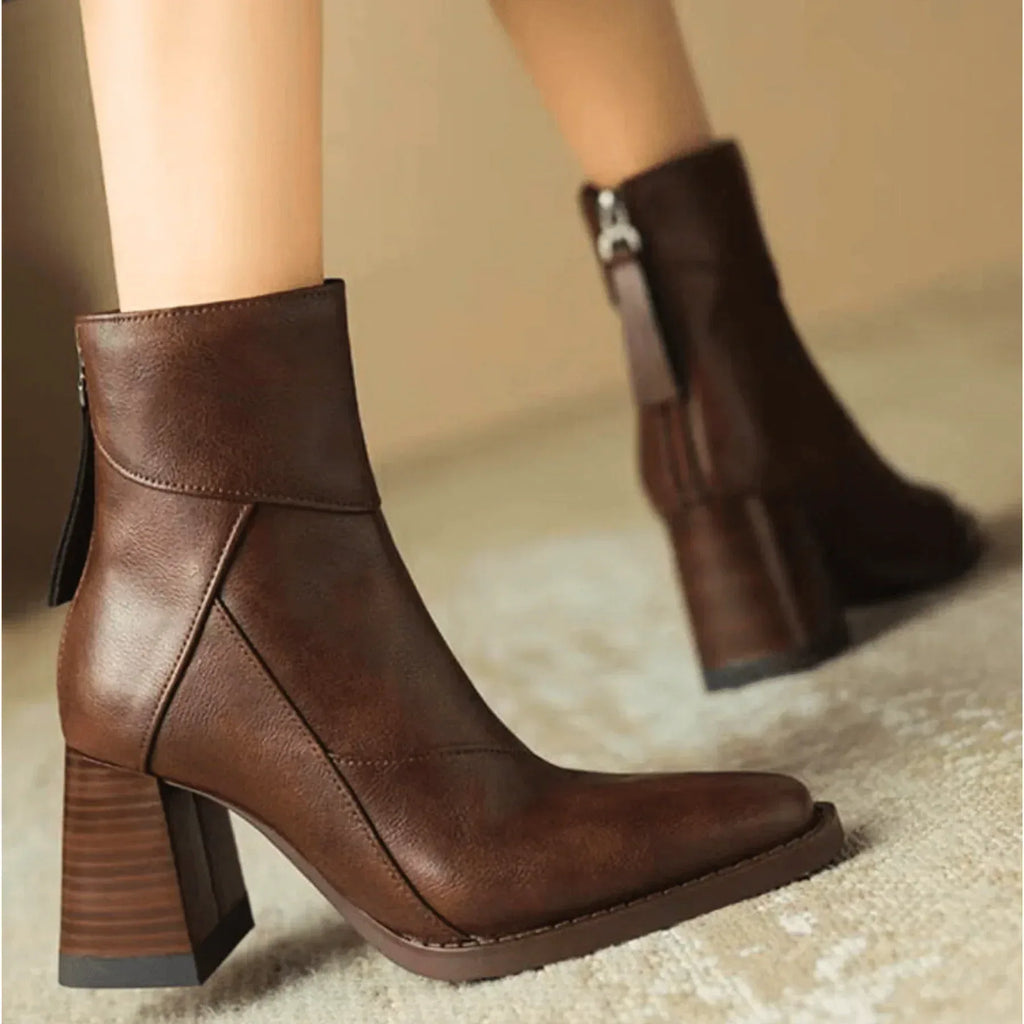 Brynzaya | Orthopedic Boots - Sarah and Emma Portland